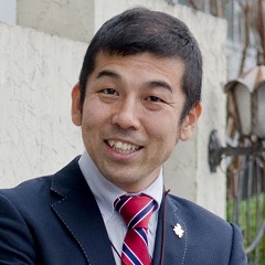 内田 達雄