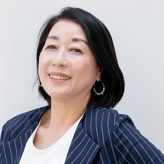 山下 由美